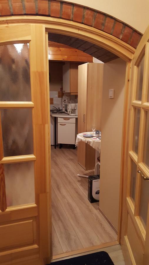 Hangulat Vendeghaz Apartmanok Орошхаза Экстерьер фото