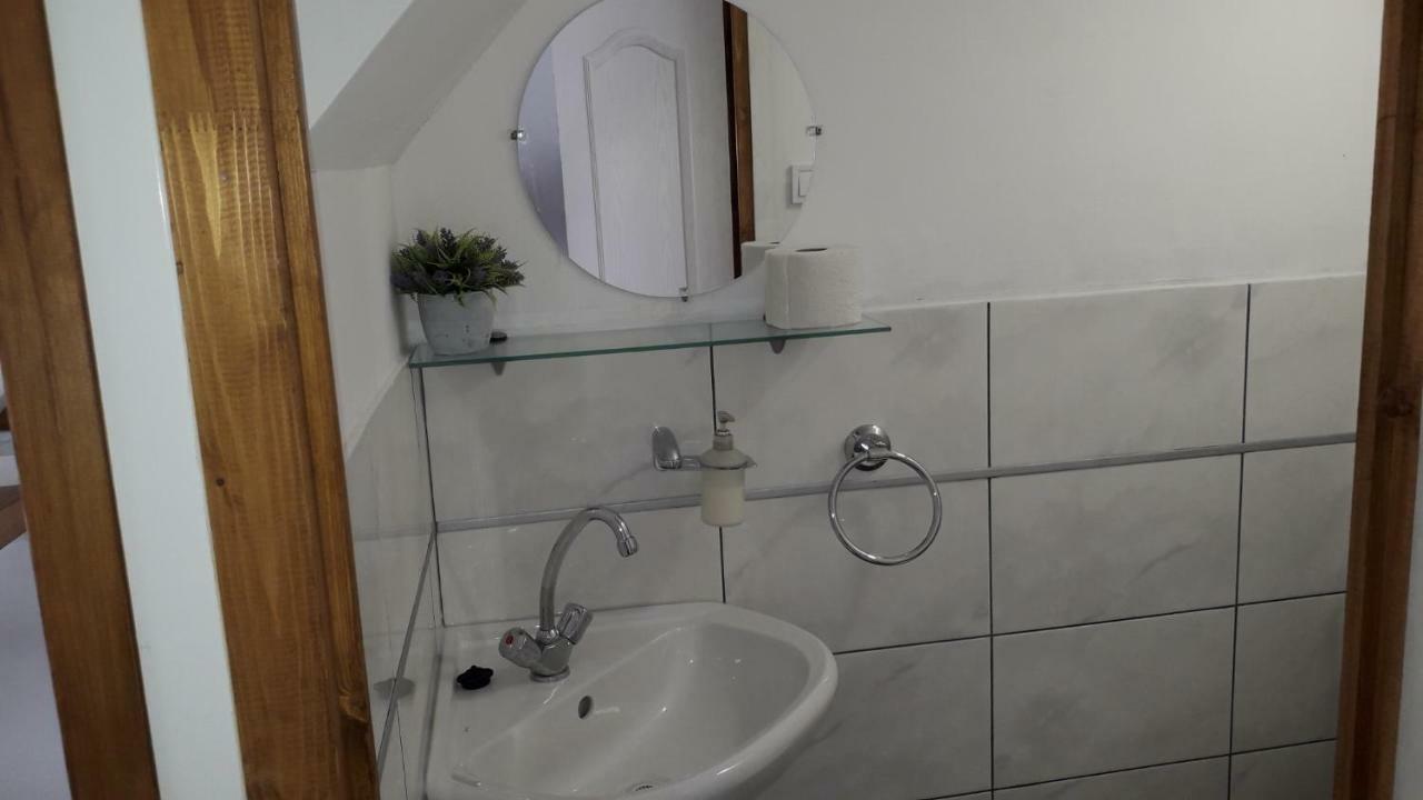 Hangulat Vendeghaz Apartmanok Орошхаза Экстерьер фото