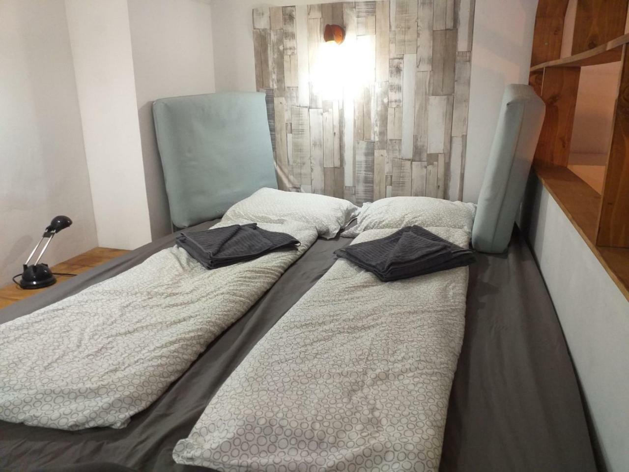 Hangulat Vendeghaz Apartmanok Орошхаза Экстерьер фото